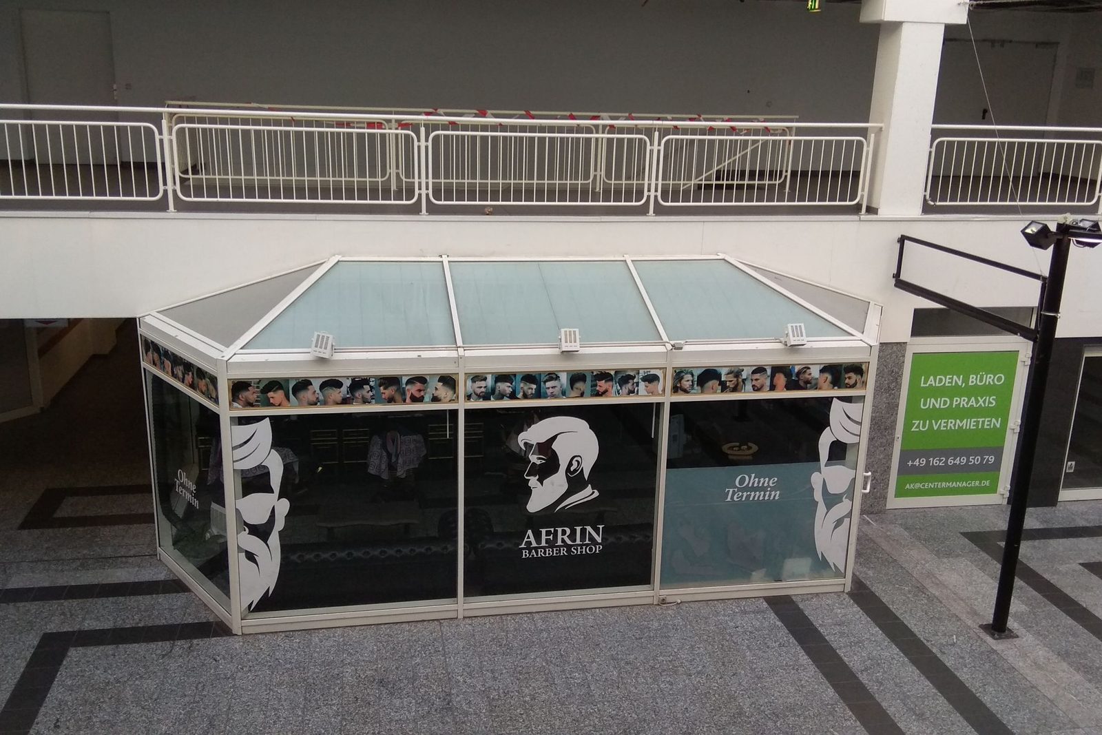 Ladenfront AFRIN Barber Shop im Erzgebirgscenter