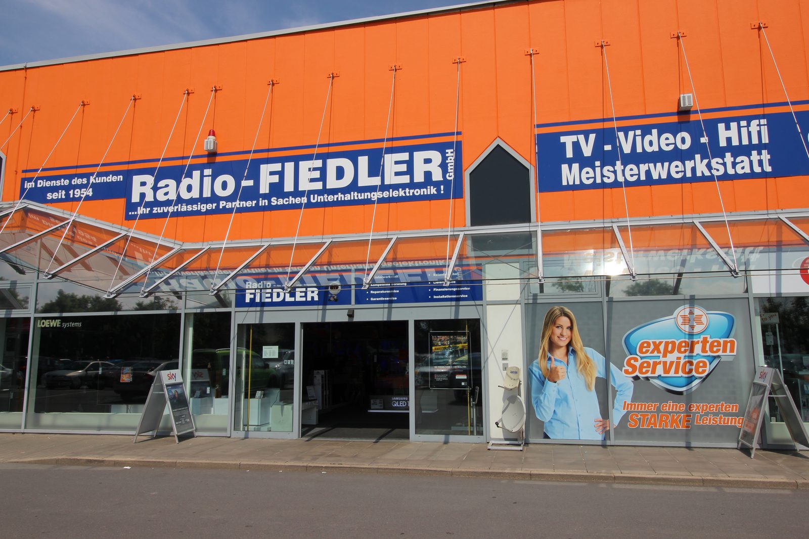 Ladenfront expert Radio-Fiedler im Erzgebirgscenter