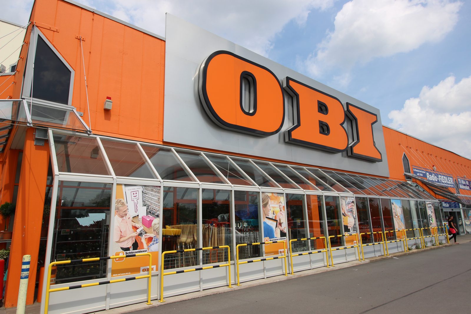 Ladenfront OBI Baumarkt im Erzgebirgscenter